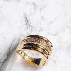 Anel delicado folheado à ouro