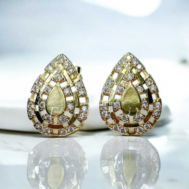 Brinco Gota Folheado à ouro