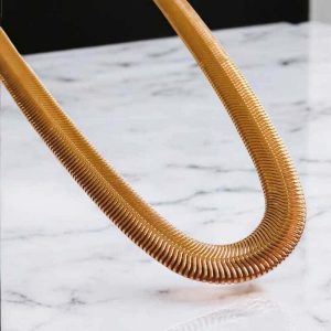 Colar Chocker Fita folheado à ouro