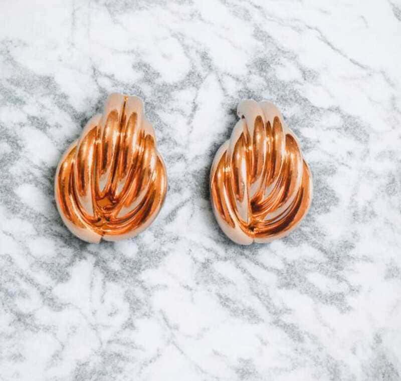 Brinco Nozes folheado à ouro