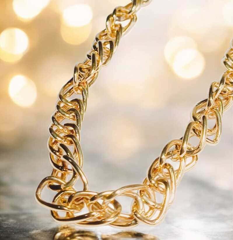 Corrente estilo Chocker folheado à ouro