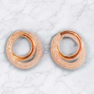 Brinco Esferas intercaladas folheado à ouro