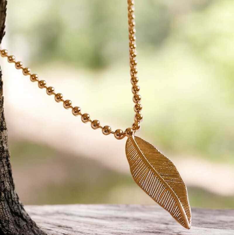 Colar de bolas folha folheado à ouro