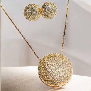 Conjunto Esfera com zircônias cravejadas folheado à ouro